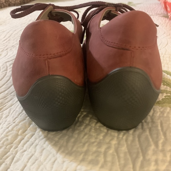 Ecco thick short heel - Picture 2 of 3